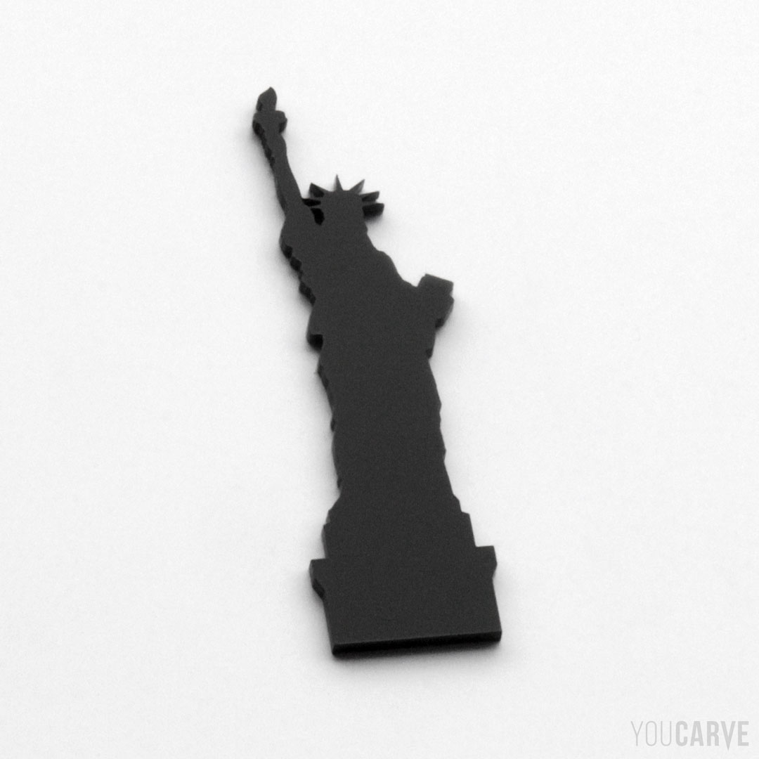 Silhouette de la statue de la liberté en plexi (PMMA noir mat épaisseur 3 mm), pour l’enseigne, la signalétique et la décoration.