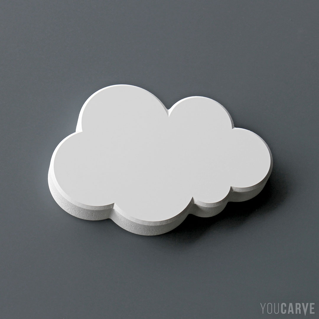 Forme de nuage (cloud) découpée en PVC expansé blanc épaisseur 19 mm, pour l’enseigne, la signalétique ou la décoration.